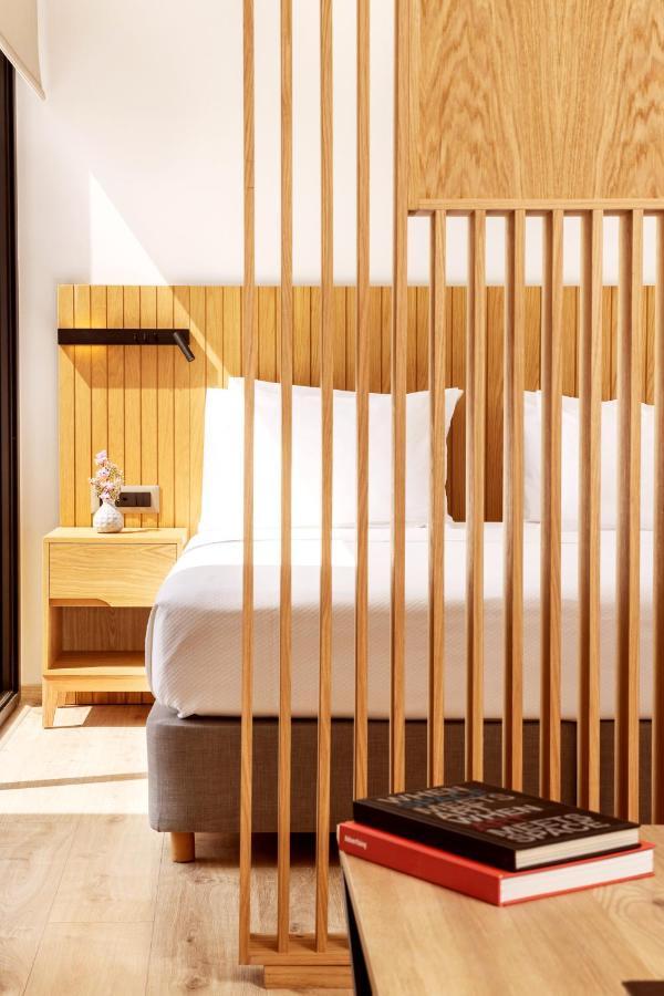 Days Hotel